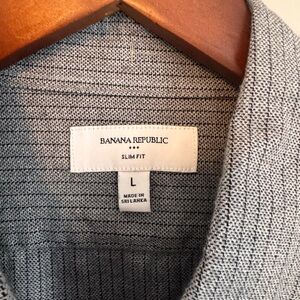 Banana Republic Slim Fit Oxford Button Down Shirt
